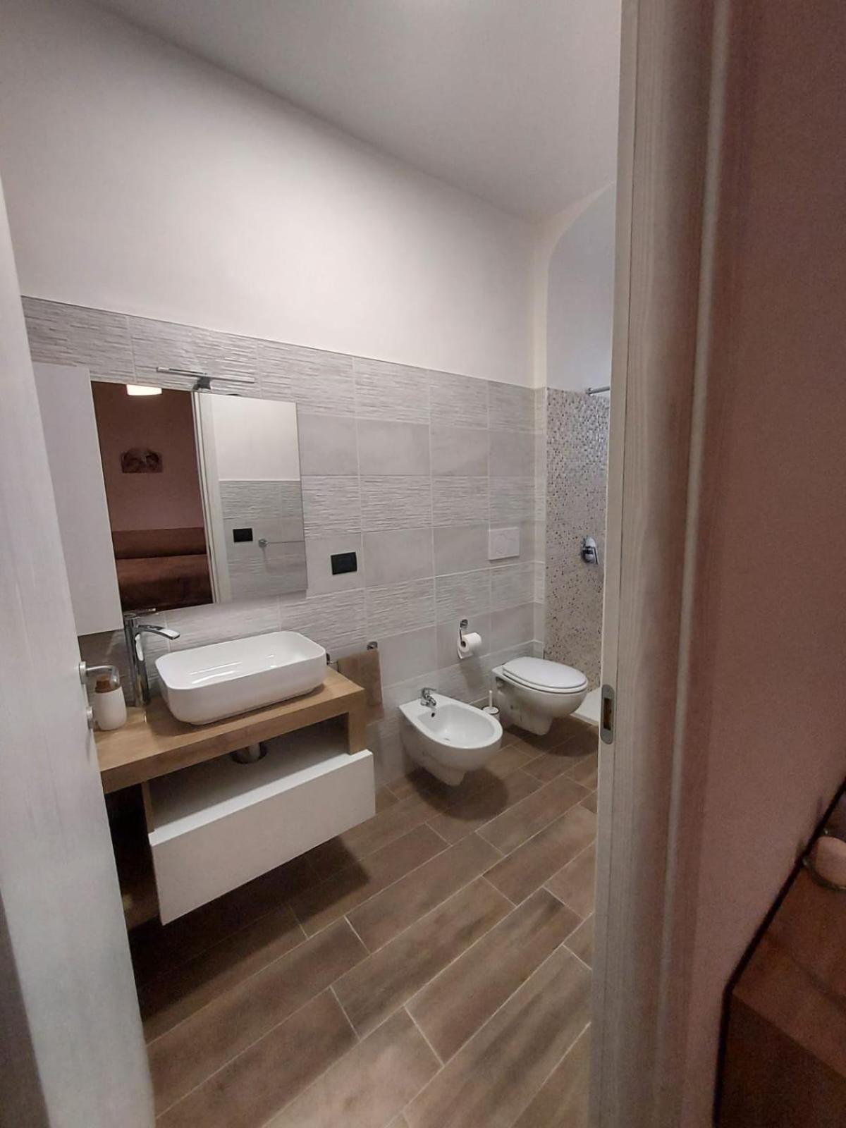 Bed and Breakfast La Casa Antica Modugno Esterno foto